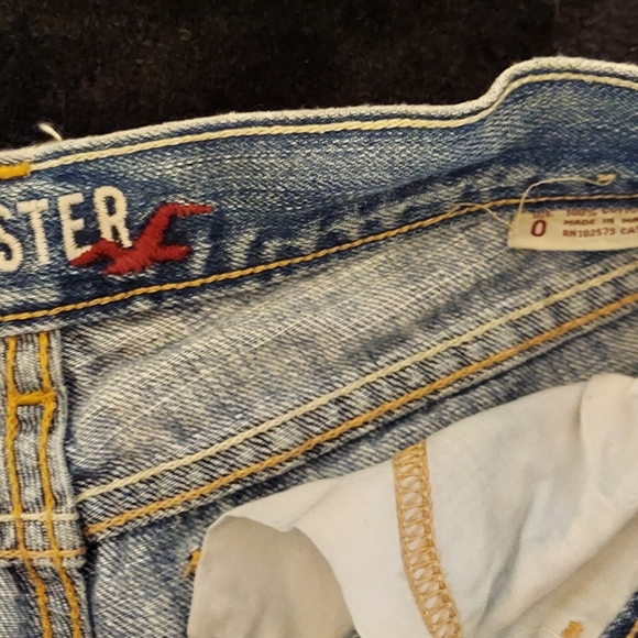 Hollister  Distressed jean shorts 0 - Picture 2 of 5